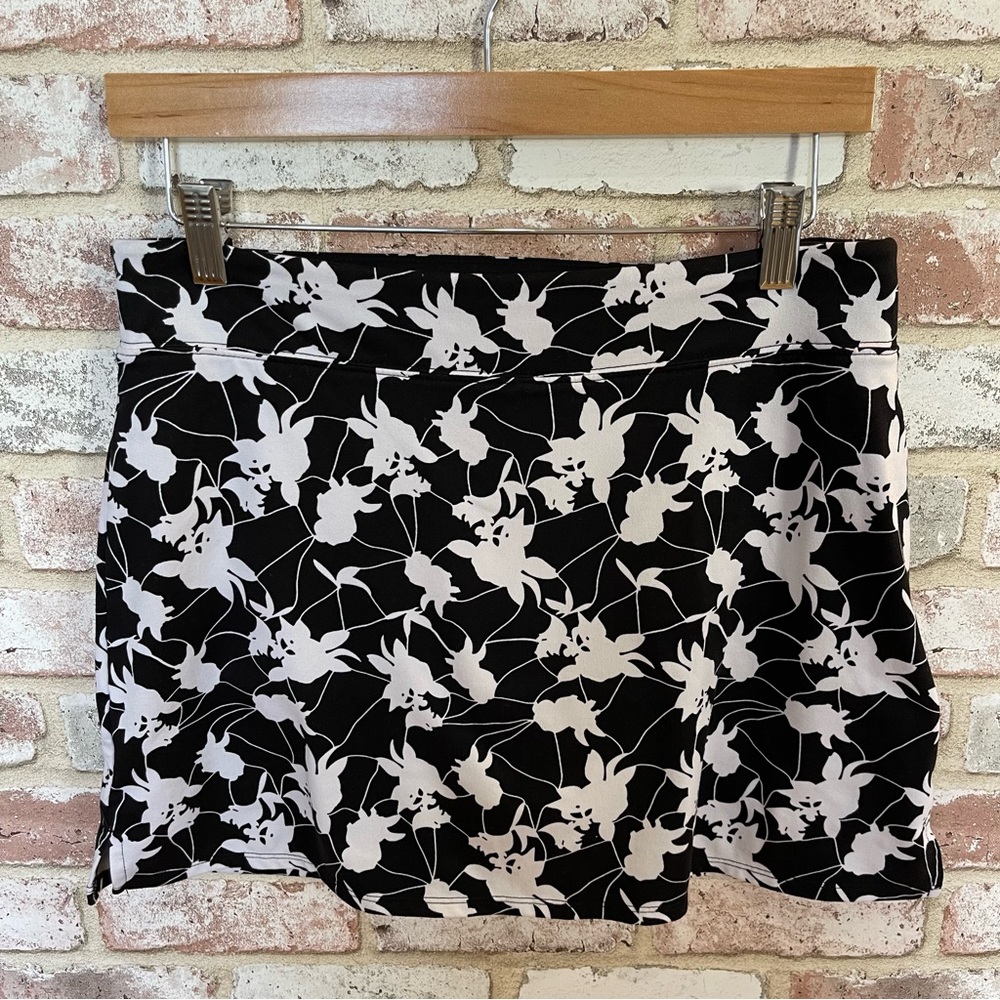 Tranquility by Colorado Clothing Skort | Size S | Black White Floral | EUC